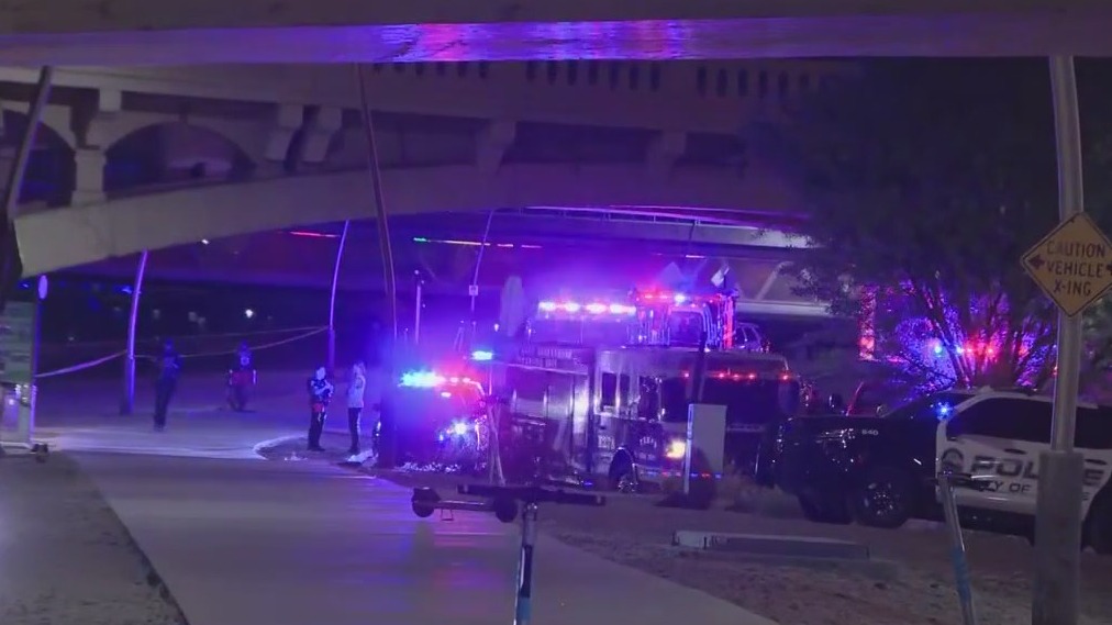 Water rescue at Tempe Town Lake